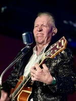 Reverend Horton Heat / The Surfrajettes on Jun 24, 2026 [204-small]