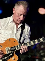 Reverend Horton Heat / The Surfrajettes on Jun 24, 2026 [210-small]