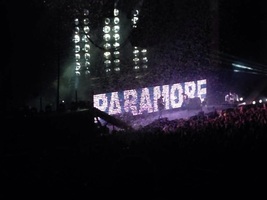 Fall Out Boy / New Politics / Paramore on Jun 19, 2014 [989-small]