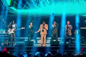 Lionel Richie / Earth, Wind & Fire on Jul 1, 2026 [016-small]