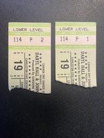 Daryl Hall & John Oates / Steel Breeze on Feb 19, 1983 [063-small]