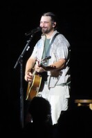 Noah Kahan / Gigi Perez / Annabelle Dinda on Jul 1, 2026 [963-small]