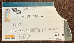 Def Leppard on Nov 4, 2003 [858-small]