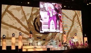 Rod Stewart on Feb 22, 2012 [961-small]
