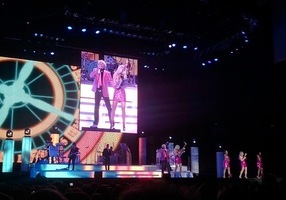 Rod Stewart on Feb 22, 2012 [967-small]