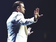 Justin Timberlake on Feb 9, 2014 [747-small]
