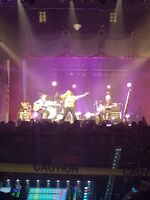 "Weird Al" Yankovic / Emo Philips on Jun 9, 2018 [945-small]