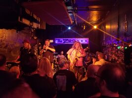 Brave Combo on Jul 6, 2019 [196-small]