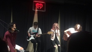 Hey Violet on Nov 7, 2016 [280-small]