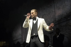 Justin Timberlake on Feb 9, 2014 [762-small]