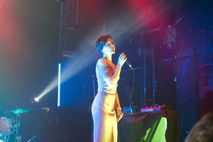 Poliça / Lolawolf on Jun 3, 2014 [572-small]