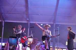 5 Seconds of Summer / Jason Derulo / SERAPHINA / DJ4Low / DJ Kav on Jul 5, 2026 [823-small]