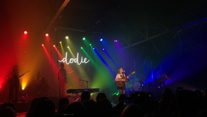 Dodie on Sep 20, 2019 [921-small]