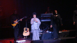 Gladys Knight on Feb 14, 2012 [601-small]