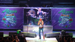 Def Leppard / Poison / Lita Ford on Aug 9, 2012 [620-small]