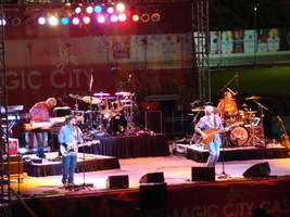 Jefferson Starship / Little River Band on Jan 17, 2014 [907-small]