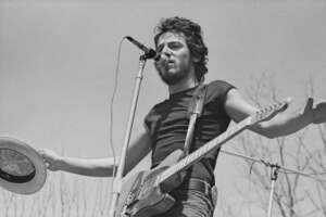 Aerosmith / Fairport Convention / Fatback / Bruce Springsteen & The E Street Band on Apr 27, 1974 [554-small]