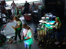 Foghat on Nov 22, 2014 [002-small]