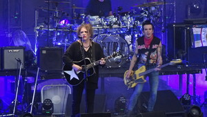 The Cure / The Twilight Sad on Jun 27, 2016 [327-small]
