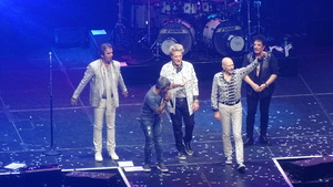 Def Leppard / Journey on Aug 17, 2018 [532-small]