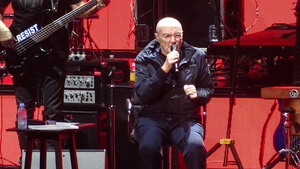 Phil Collins on Oct 5, 2018 [558-small]