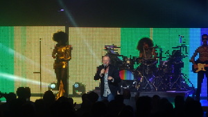 Simple Minds on Nov 8, 2018 [583-small]