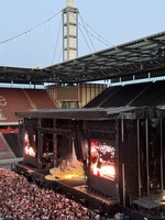 AnnenMayKantereit on Jul 11, 2026 [910-small]