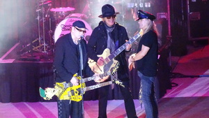 Cheap Trick on Jan 26, 2019 [420-small]