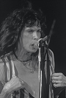 Jeff Beck / Aerosmith on Oct 16, 1975 [639-small]