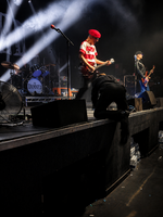 The Damned / Doctor & The Medics / The Fleshtones on Dec 4, 2024 [328-small]
