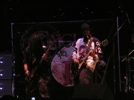 Shinedown / Sick Puppies / Adelitas Way / Cycle of Pain on Oct 24, 2009 [070-small]