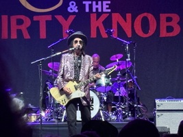 tags: Mike Campbell & The Dirty Knobs - Mike Campbell & The Dirty Knobs / Sarah Lee Guthrie on Jul 21, 2026 [889-small]