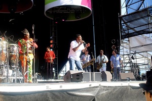 Charles Bradley & His Extraordinaires / Antibalas on Jul 22, 2015 [012-small]