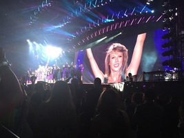 Taylor Swift / Vance Joy / Shawn Mendes / HAIM on Jul 11, 2015 [151-small]