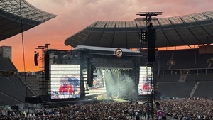 Foo Fighters / IDLES / Fat Dog on Jul 1, 2026 [527-small]