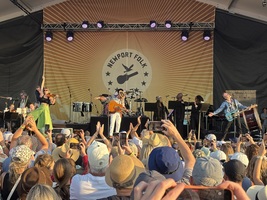 tags: The Lumineers - Newport Folk Festival 2026 (Day 2 of 3) on Jul 25, 2026 [646-small]