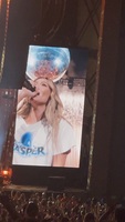 Hilary Duff / La Roux / Jade Lemac on Jul 25, 2026 [734-small]