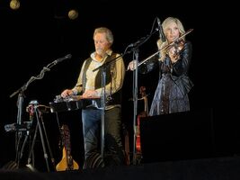 Alison Krauss & Union Station featuring Jerry Douglas / Theo Lawrence on Jul 26, 2026 [267-small]