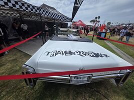 VANS Warped Tour Long Beach - Day 2 (SUN) on Jul 26, 2026 [639-small]