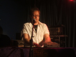 tags: Socratic - Modern Hearts Break Faster / Socratic / Punchline on Jun 22, 2009 [055-small]