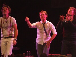 tags: Hanson - Steel Train / Sherwood / Hellogoodbye / Hanson on Oct 15, 2009 [137-small]