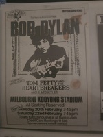 Bob Dylan / Tom Petty And The Heartbreakers on Feb 22, 1986 [621-small]