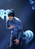 IHeartRadio's Jingle Bell Concert Tour on Dec 10, 2013 [203-small]