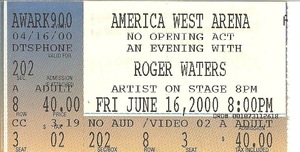 Roger Waters on Jun 16, 2000 [821-small]
