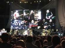 Fleetwood Mac on Feb 16, 2019 [403-small]