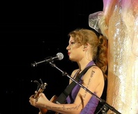 Needtobreathe / Randy Montana / Taylor Swift on Jun 14, 2011 [297-small]