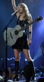 Needtobreathe / Randy Montana / Taylor Swift on Jun 14, 2011 [300-small]