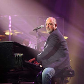 Elton John / Billy Joel on May 23, 2009 [331-small]
