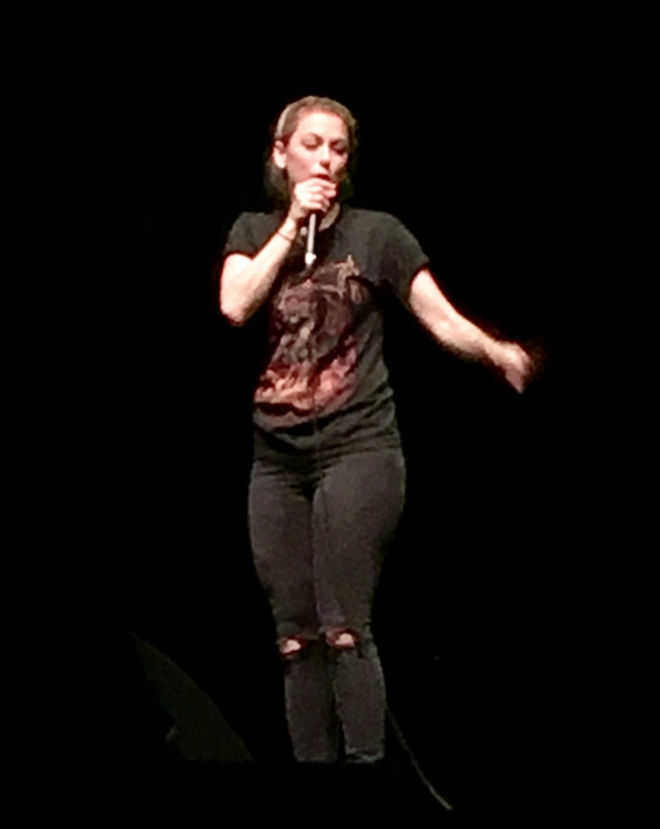 Iliza Shlesinger Concert & Tour History (Updated for 2024) Concert