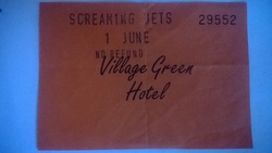 The Screaming Jets on Jun 1, 1993 [000-small]